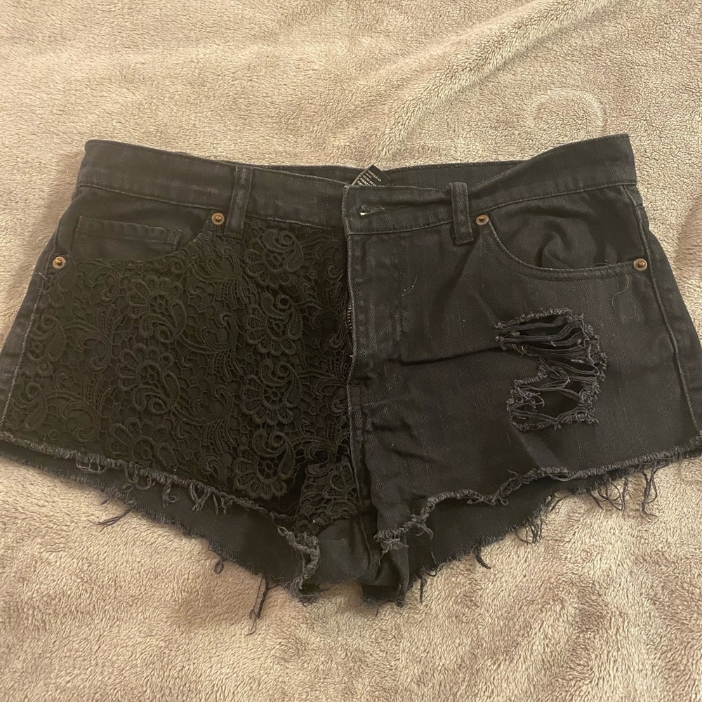 High waist short black denim shorts